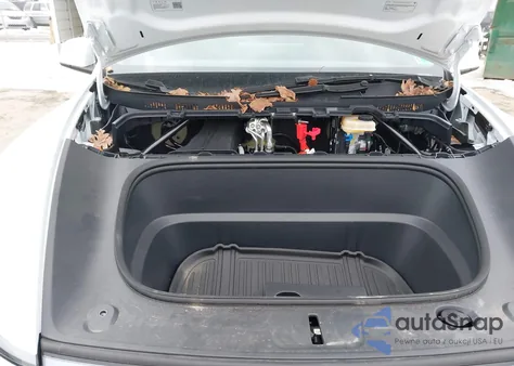 2026 Tesla Model Y Long Range Launch Series/Premium All-Wheel Drive z USA, uszkodzony, nr VIN 7SAYGDEE0TA457780